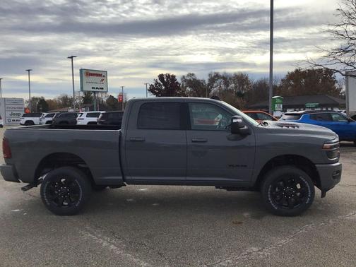 2026 RAM 2500 Laramie Crew Cab 4x4 6'4' Box