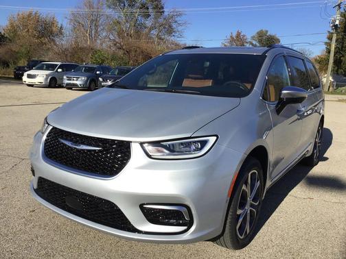 2026 Chrysler Pacifica L