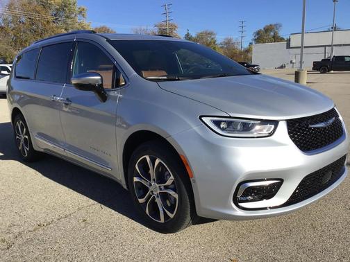 2026 Chrysler Pacifica L