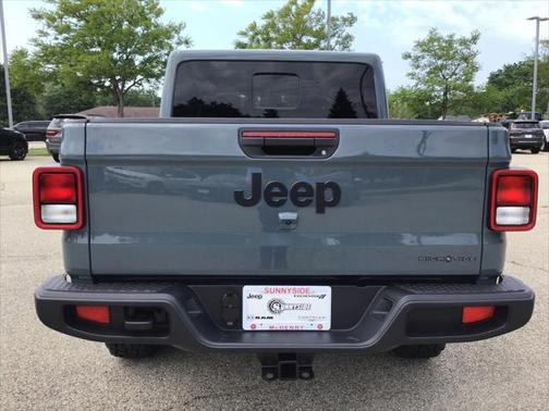2025 Jeep Gladiator High Tide