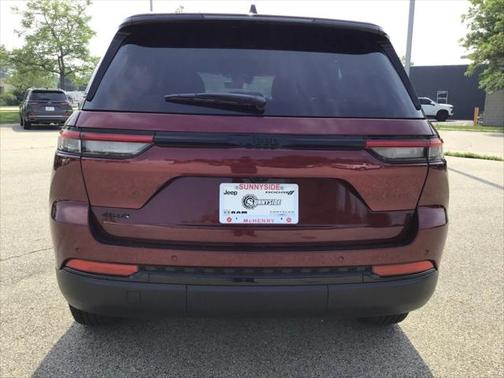 2025 Jeep Grand Cherokee Altitude