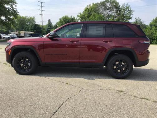 2025 Jeep Grand Cherokee Altitude