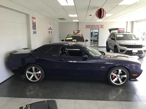 2014 Dodge Challenger SRT8