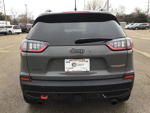 2022 Jeep Cherokee Trailhawk