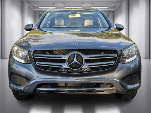 2018 Mercedes-Benz GLC 300 Base