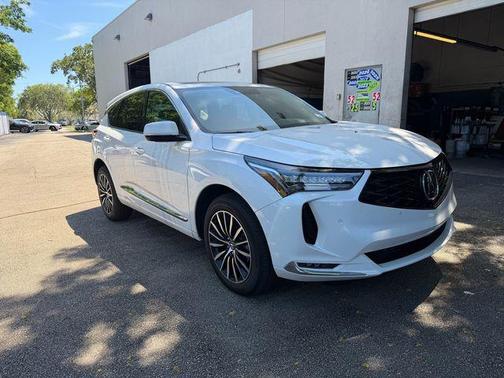 Platinum White Pearl 2025 Acura RDX Advance Package