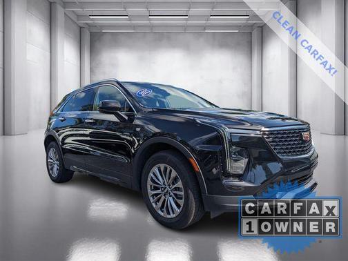 2025 Cadillac XT4 Premium Luxury