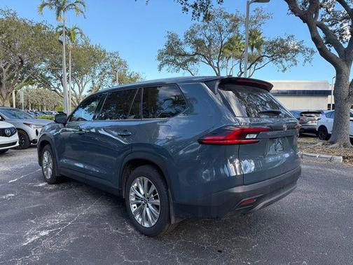 2025 Toyota Grand Highlander Platinum