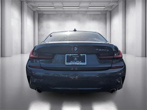 2022 BMW 330e Base
