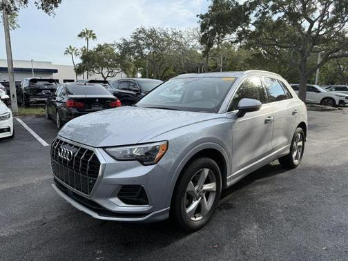 2020 Audi Q3 45 Premium