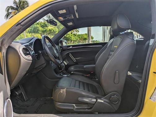 2014 Volkswagen Beetle 2.0T GSR