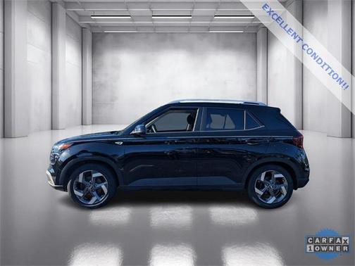 2022 Hyundai VENUE SEL