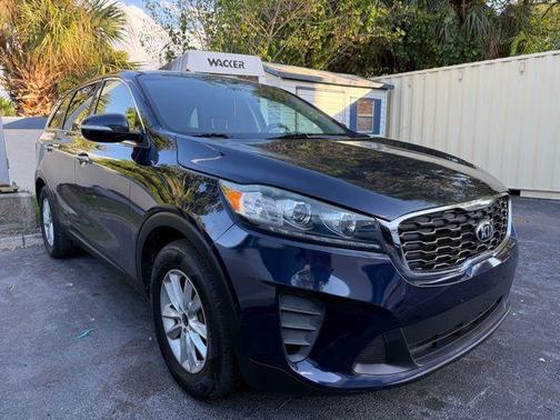 2020 Kia Sorento LX