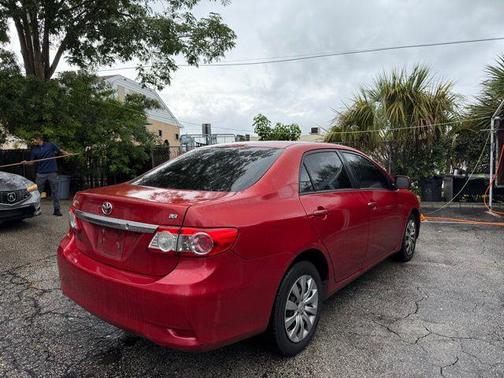 2012 Toyota Corolla LE