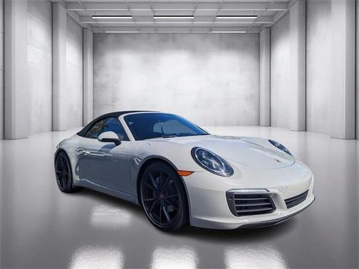 2018 Porsche 911 Carrera