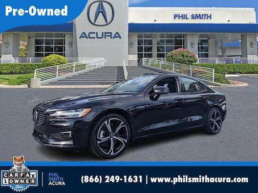 2024 Volvo S60 B5 Plus Dark Theme
