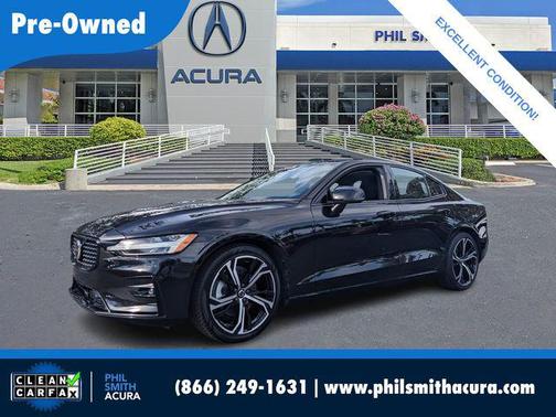 2024 Volvo S60 B5 Plus Dark Theme