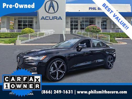 2024 Volvo S60 B5 Plus Dark Theme