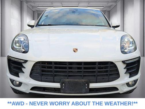 2018 Porsche Macan Base