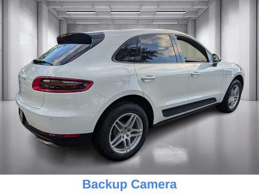 2018 Porsche Macan Base