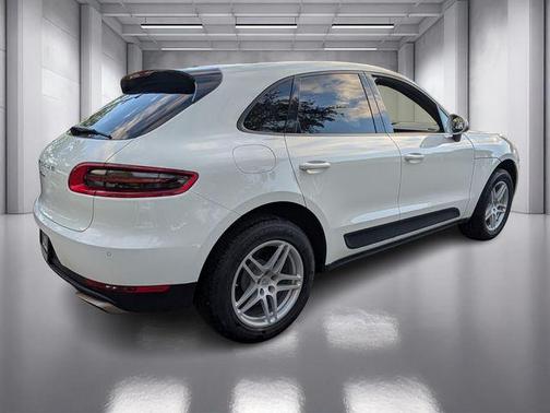 2018 Porsche Macan Base