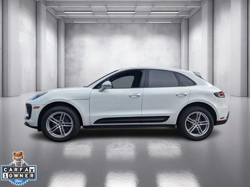 2024 Porsche Macan Base