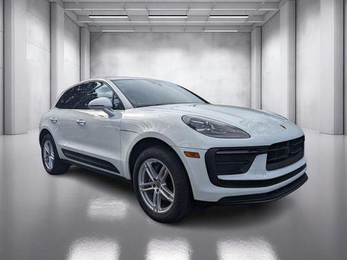 2024 Porsche Macan Base