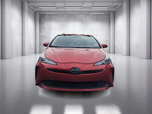 2019 Toyota Prius LE