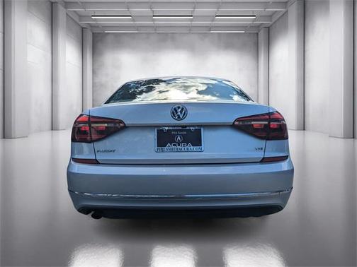 2018 Volkswagen Passat 2.0T S