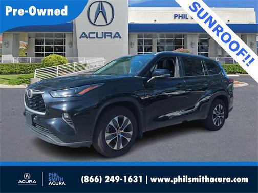 2023 Toyota Highlander L