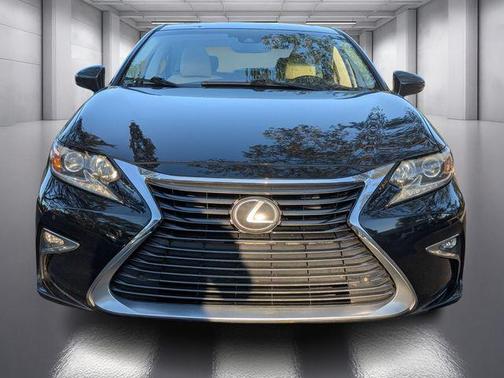 2017 Lexus ES 350 Base