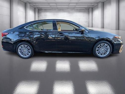 2017 Lexus ES 350 Base