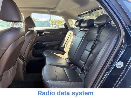 2017 Kia Cadenza Limited