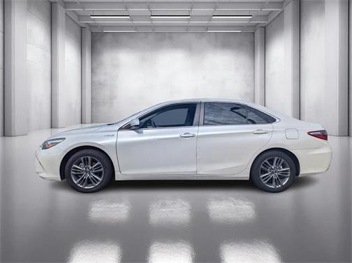 2017 Toyota Camry Hybrid SE