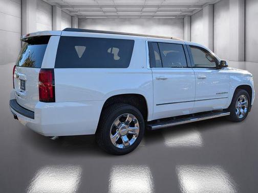 2017 Chevrolet Suburban LT