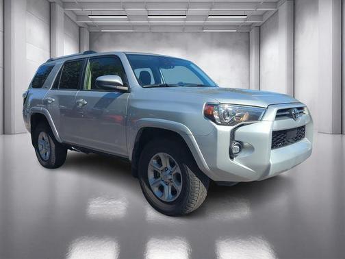2024 Toyota 4Runner SR5