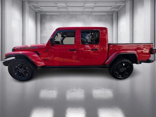 2024 Jeep Gladiator Nighthawk