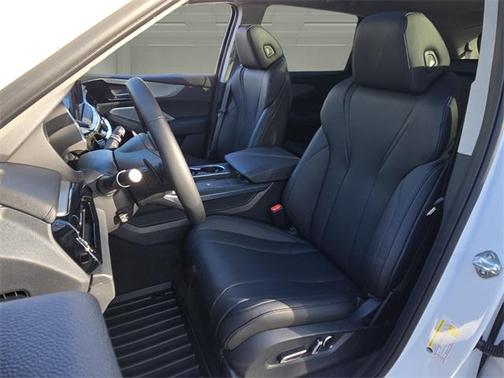 2025 Acura MDX Standard