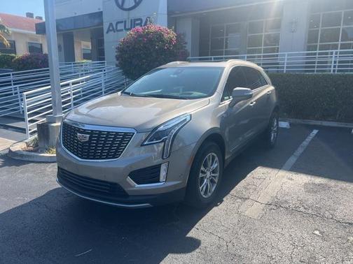 2022 Cadillac XT5 Premium Luxury