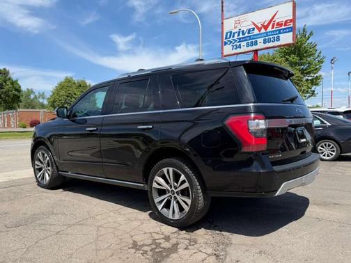 Black 2021 Ford Expedition Platinum