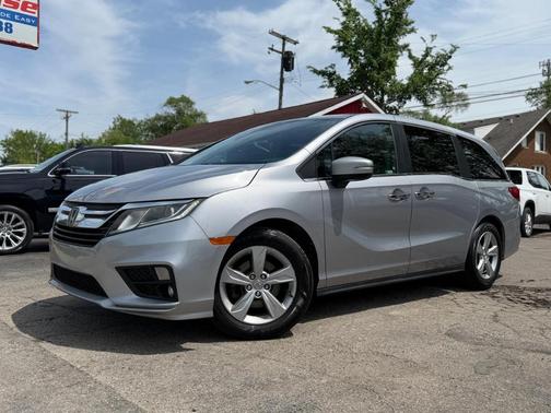 Silver 2019 Honda Odyssey EX
