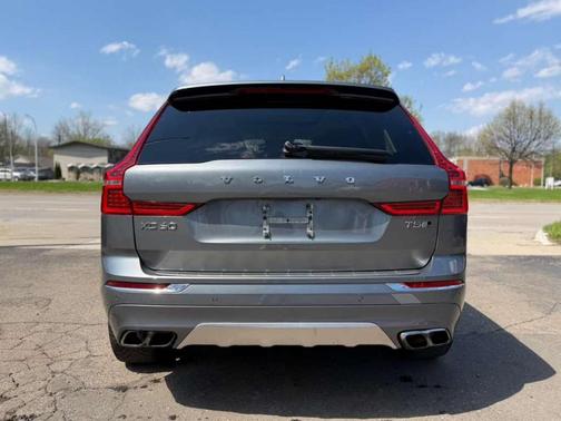 Silver 2019 Volvo XC60 T5 Inscription