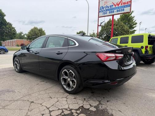 Black 2020 Chevrolet Malibu LT