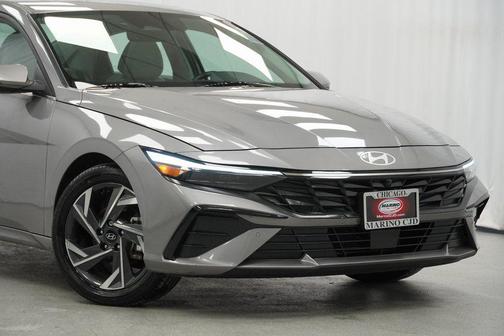 2024 Hyundai ELANTRA Limited