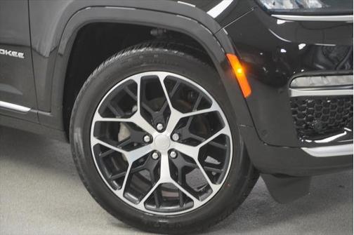 2024 Jeep Grand Cherokee Summit