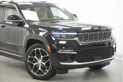 2024 Jeep Grand Cherokee Summit