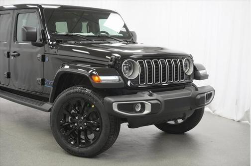 2025 Jeep Wrangler 4xe Sahara