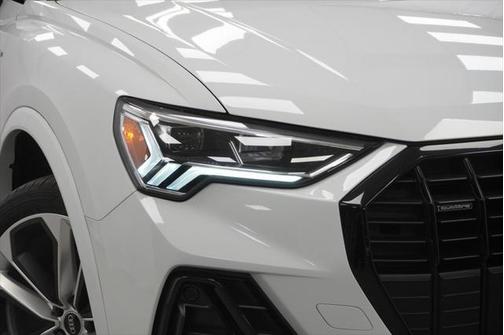 2022 Audi Q3 45 S line Premium Plus