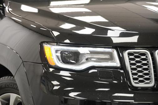 2020 Jeep Grand Cherokee Summit