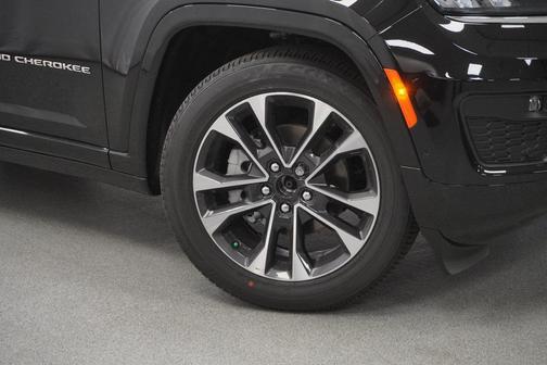 2025 Jeep Grand Cherokee Overland